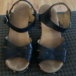 Clarks Ledella Trail Heeled Sandal Sz 7 Black Leather Platform Ankle Strap